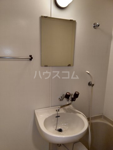 13/30 洗面
