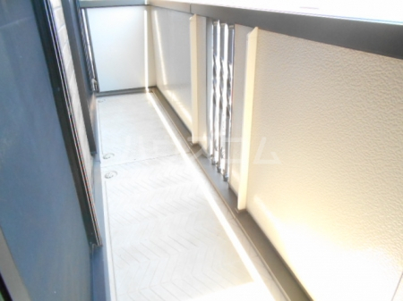 13/21 バルコニー