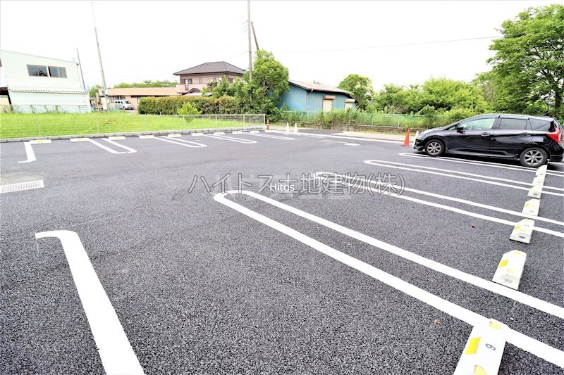 14/15 駐車場