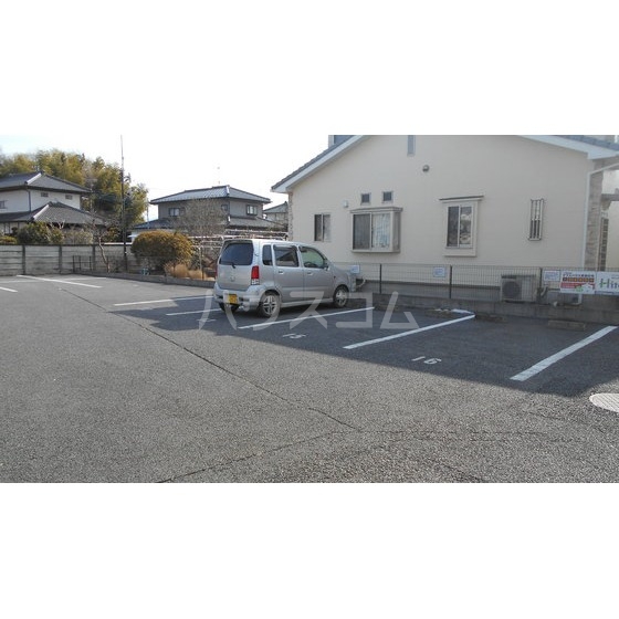 26/26 駐車場