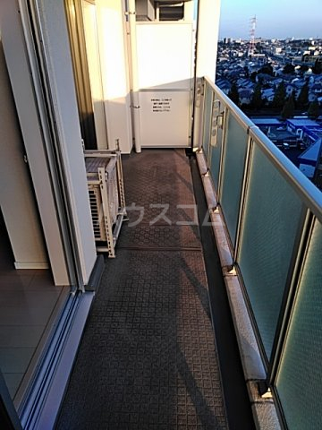 20/30 バルコニー