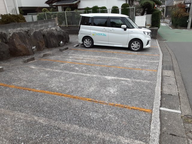 19/27 駐車場