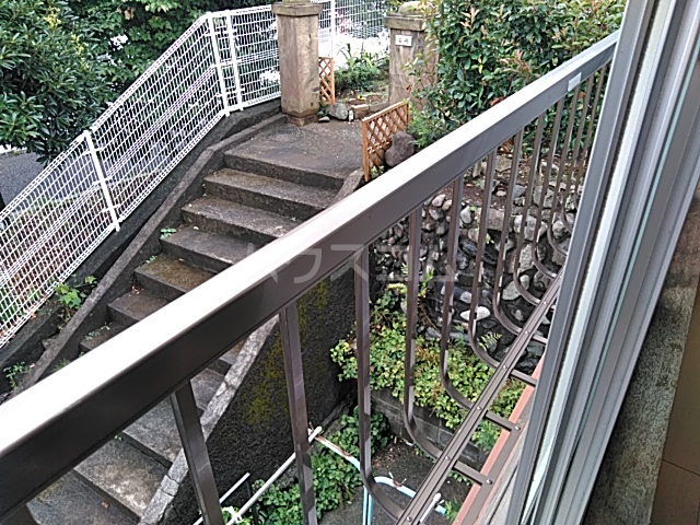 21/30 バルコニー