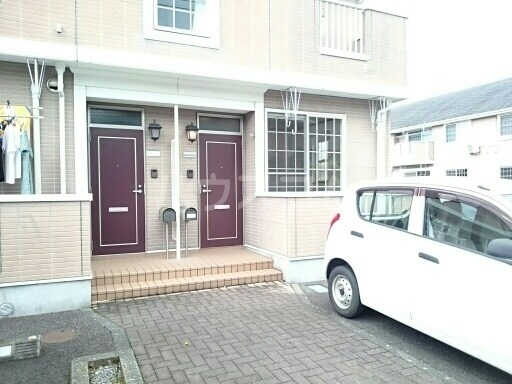 16/25 エントランス