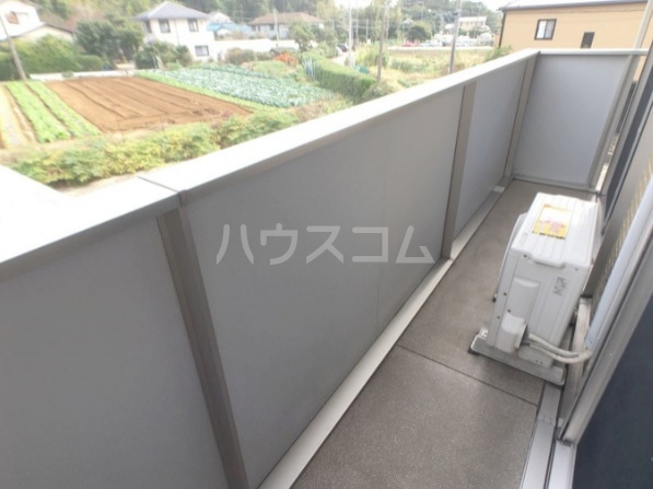 13/23 バルコニー