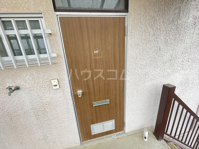 3/4 エントランス