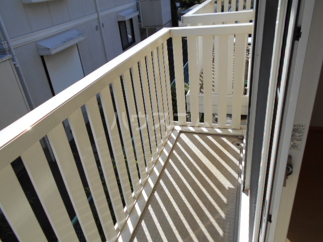 17/23 バルコニー