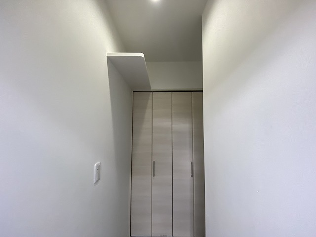 14/30 玄関