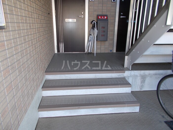 15/21 エントランス