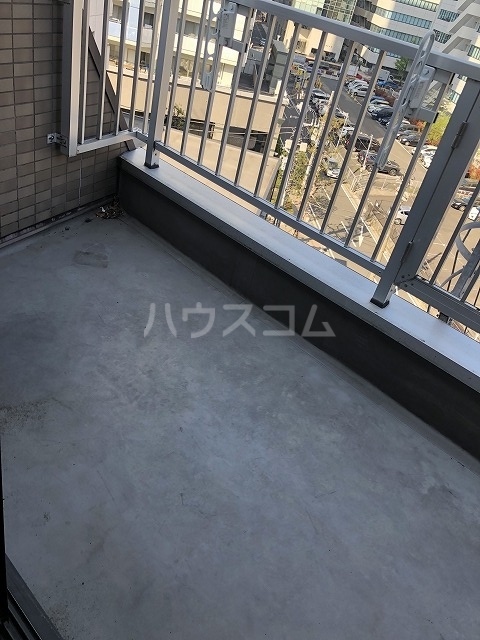 13/23 バルコニー