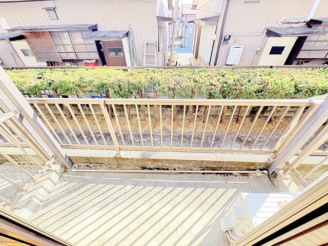 19/26 バルコニー