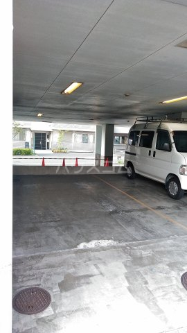21/27 駐車場