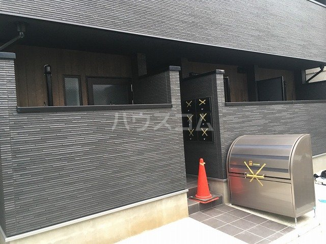 20/22 エントランス