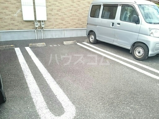 21/27 駐車場