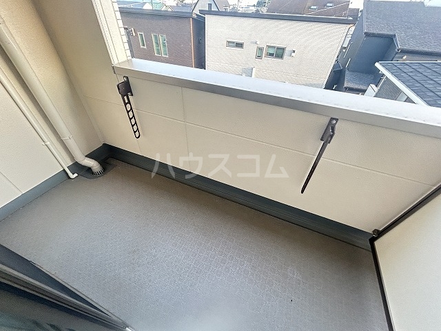 23/30 バルコニー