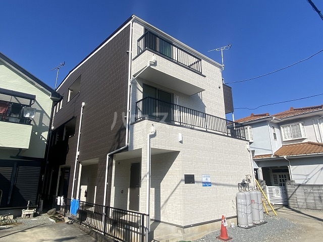 2/30 外観