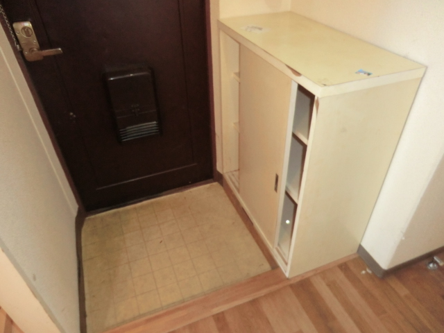 19/30 玄関