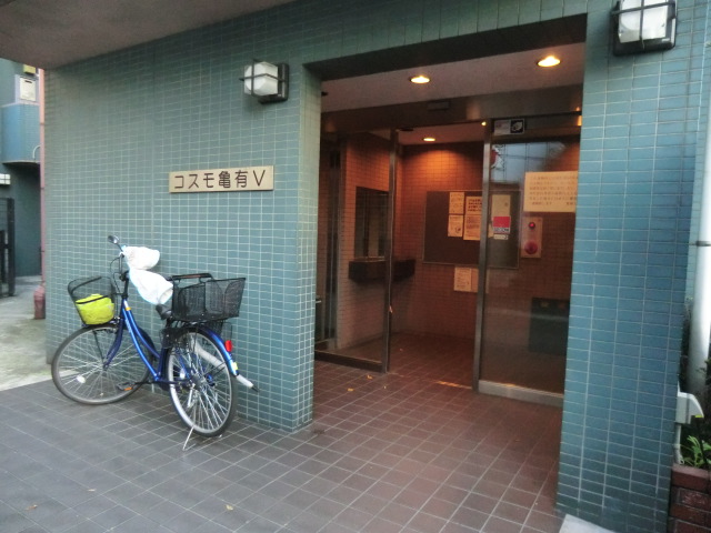 22/30 エントランス