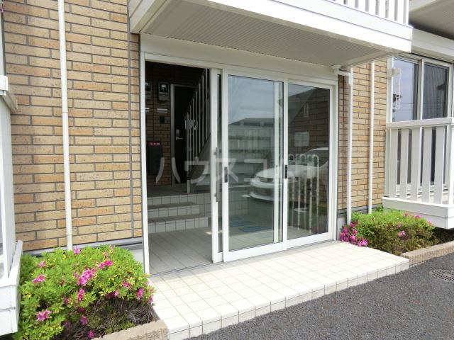 2/11 エントランス