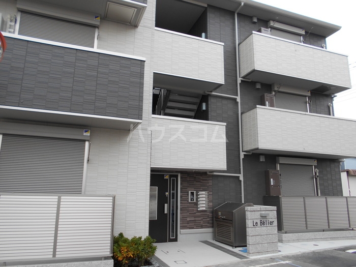 15/20 エントランス