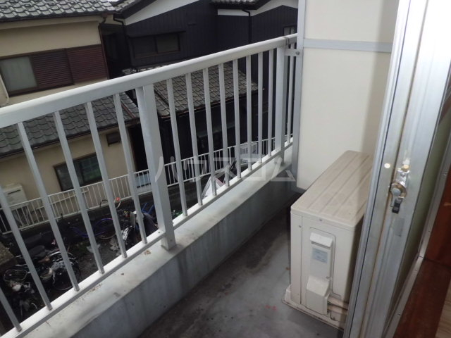 19/30 バルコニー