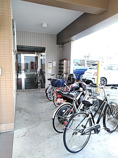 29/30 エントランス