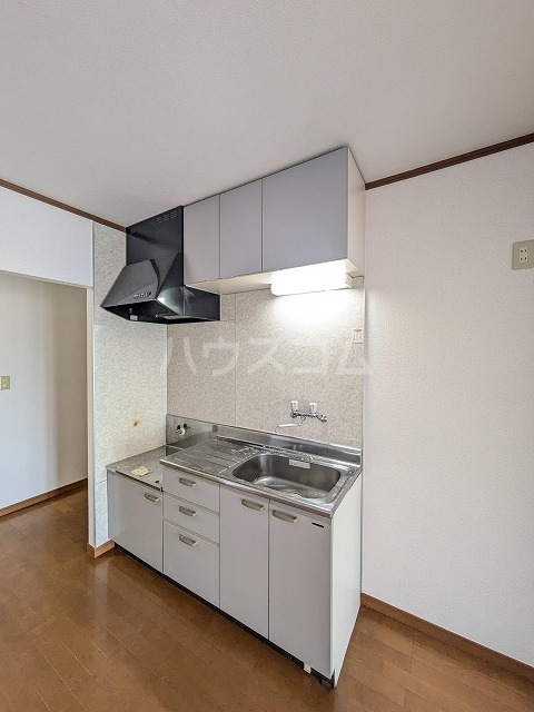 14/30 キッチン