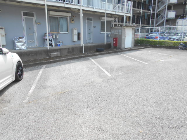 26/30 駐車場