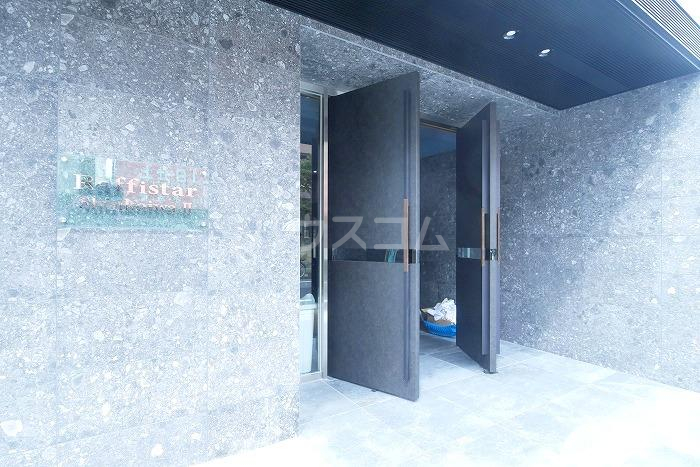 16/25 エントランス