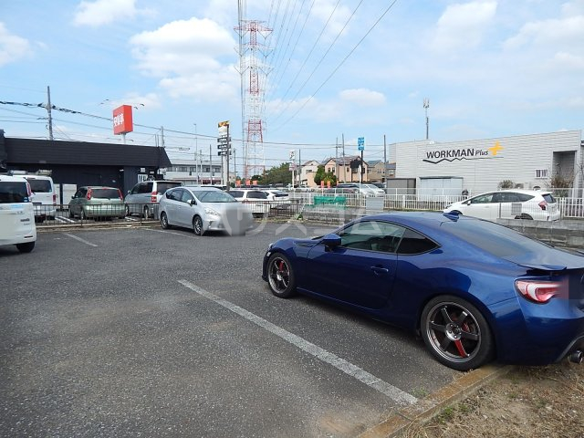 2/6 駐車場