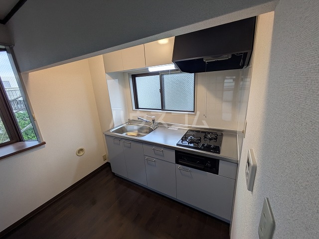 16/30 キッチン