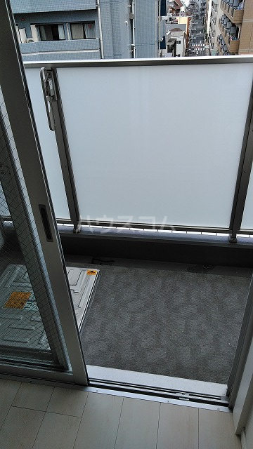 17/28 バルコニー