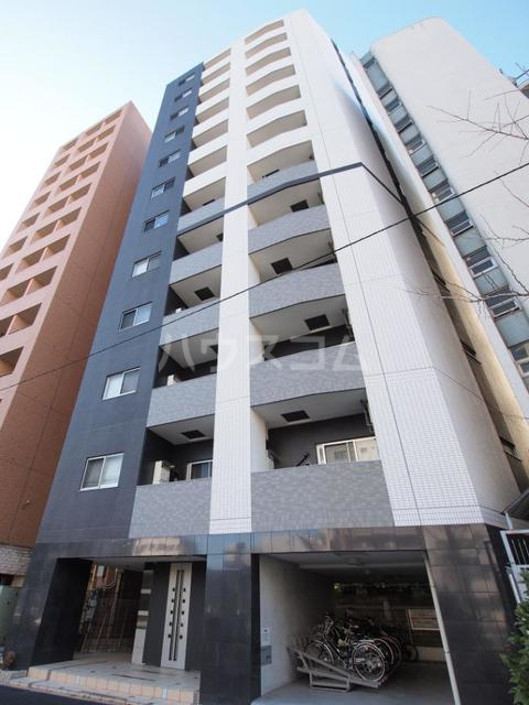 23/29 エントランス