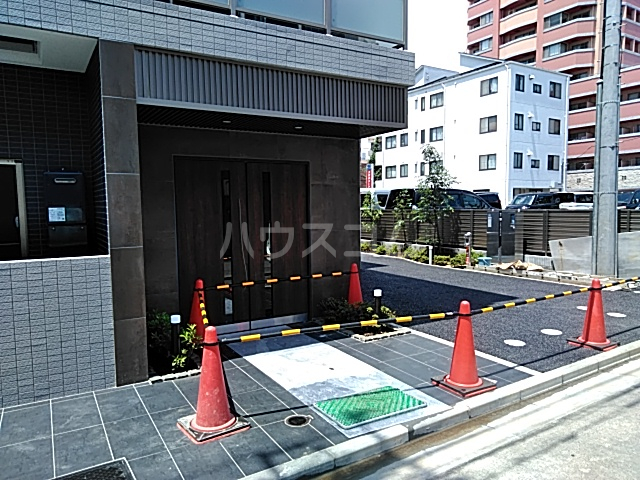 3/7 エントランス