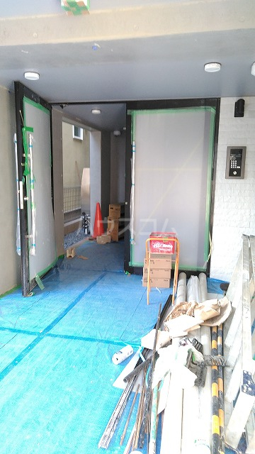 29/30 エントランス
