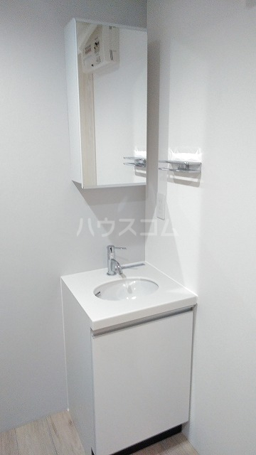 13/30 洗面