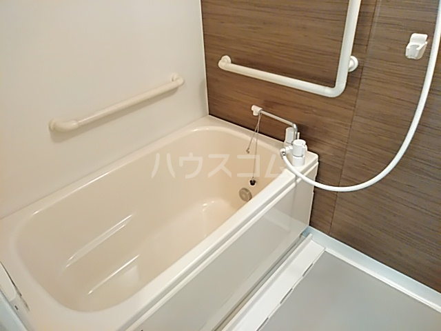 20/30 浴室