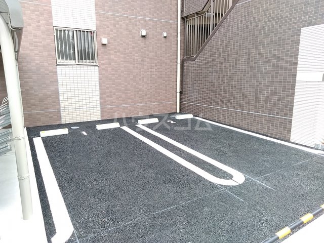 24/30 駐車場