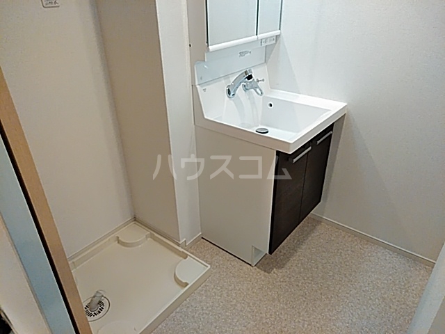 13/30 洗面