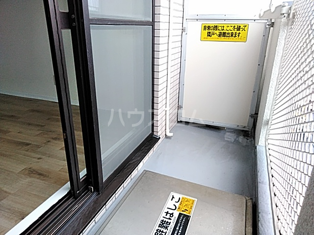 19/30 バルコニー