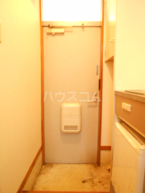 14/30 玄関