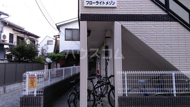 3/8 エントランス