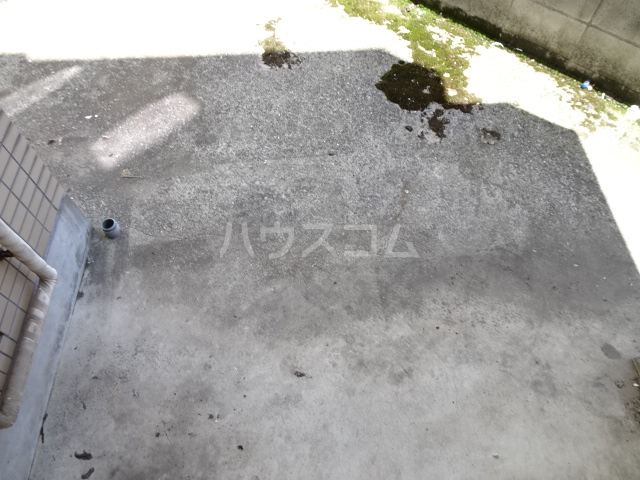 15/28 バルコニー