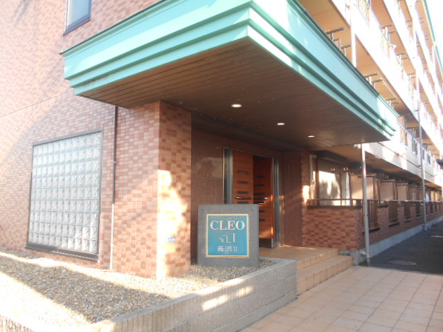 19/30 エントランス