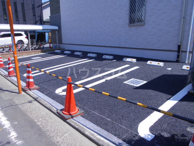 4/7 駐車場