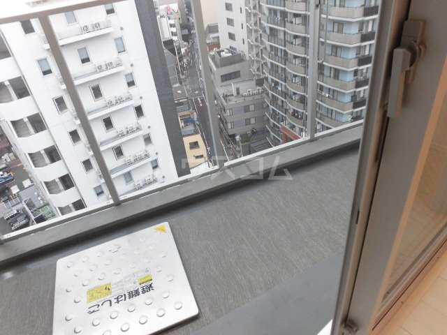 21/30 バルコニー