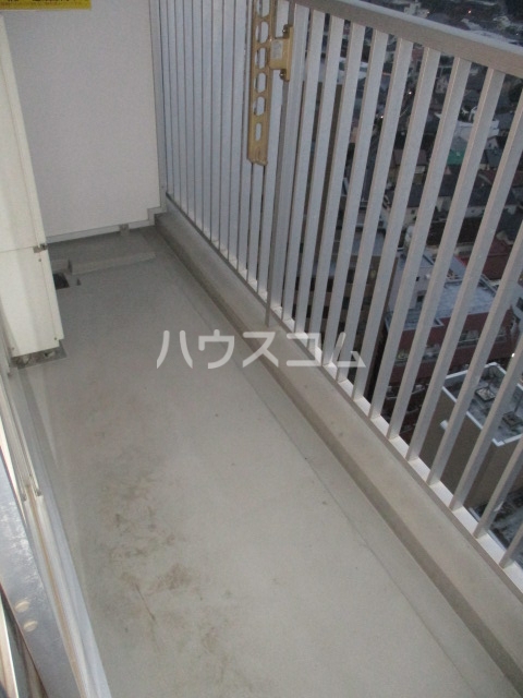 17/30 バルコニー