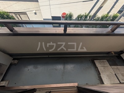 21/30 バルコニー