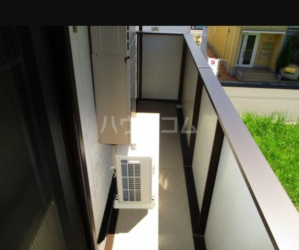 13/22 バルコニー