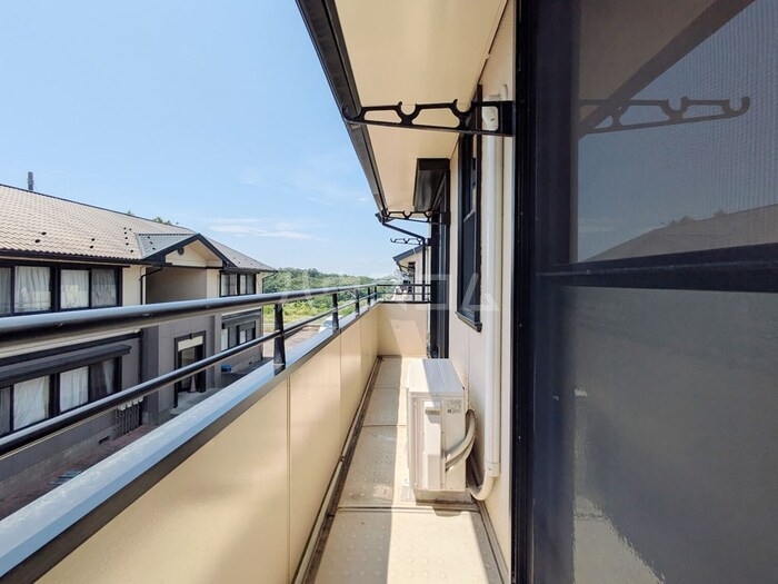 13/19 バルコニー